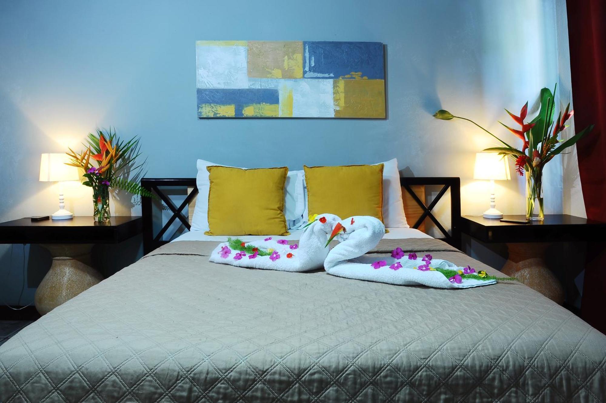 Private Fully Furnished Home At Wide Mouth Frog Hostel Quepos Exteriér fotografie