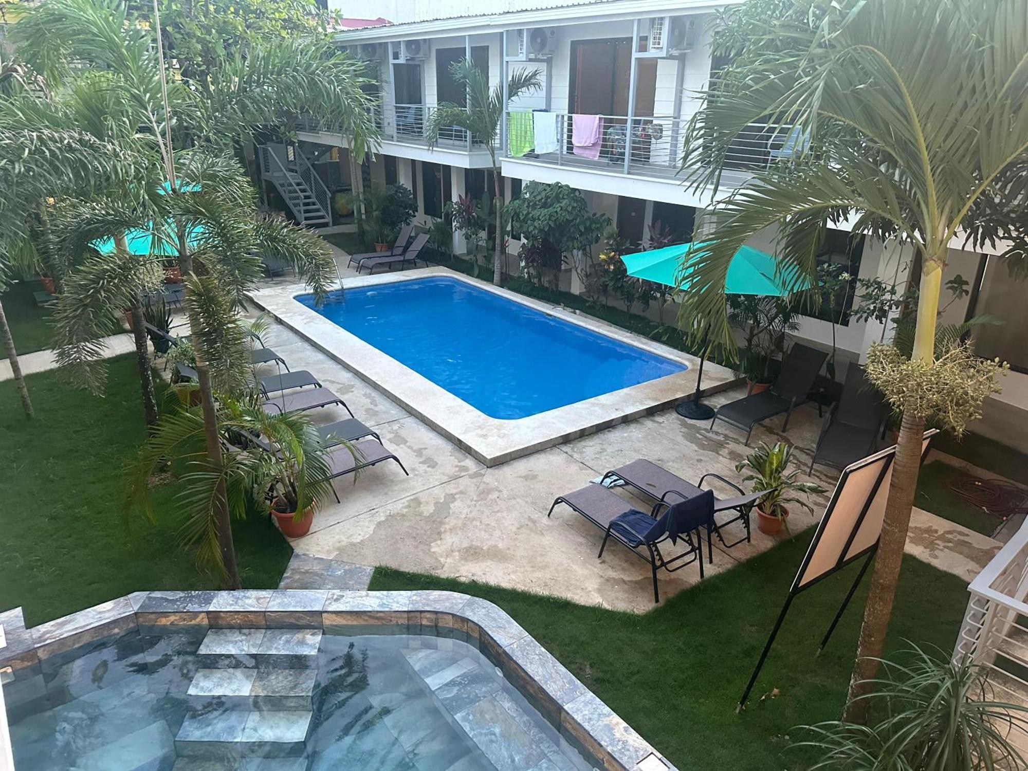 Private Fully Furnished Home At Wide Mouth Frog Hostel Quepos Exteriér fotografie